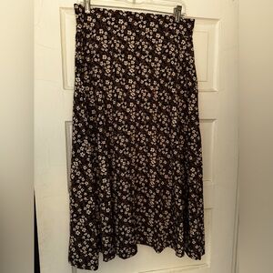 Pact Fit & Flare Midi Skirt in midnight floral